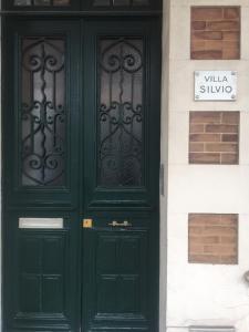 À deux pas du casino et de la plage Spacieux 2 pièces