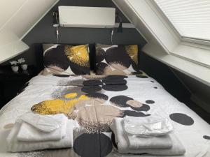 Design BB Bed&Bike holiday cottage Tiny Home in Spakenburg