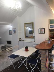 Appartements A deux pas du casino et de la plage Spacieux 2 pieces : photos des chambres