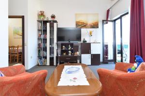 Apartments Anka 1223 