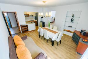 Comfort Holiday apartment Zadar with parking and balcony