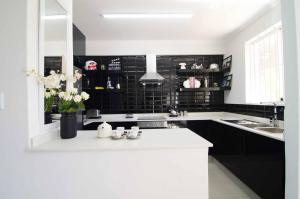 9 Ipanema Umhlanga 5 Sleeper garden unit next to The Oyster Box Hotel