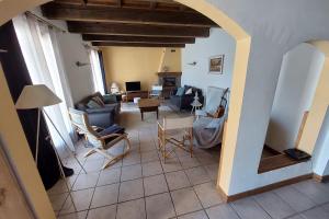 Maisons de vacances Le Vallon des ames - Large house for 15 people in Roubion : photos des chambres