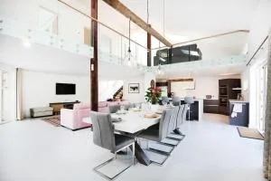 The Pole Barn - Stunning, High Spec Barn Conversion - Chew Magna