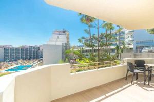 Santa Marta al lado de los servicios y de la playa