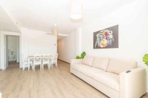 Santa Marta al lado de los servicios y de la playa