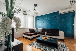 Luxury Two-Bedroom Apartment with Terrace and Sea View (6 Adults) room in Villa Lidija