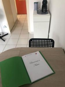 Appartements Le Studio 36 a Nimes, Wifi, Balcon : photos des chambres