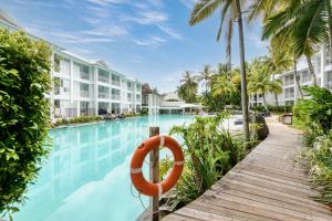 Beach Club Port Douglas Luxury Apartments