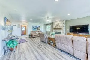 Yosemite West Family Chalet - White Wolf