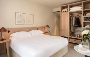 Hotels Le Grand Pavillon Chantilly : photos des chambres