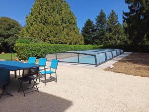 Maisons d'hotes Chambre privee a 10 min du Puy du Fou : Chambre Double - Vue sur Jardin