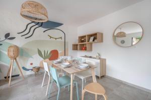 Maisons de vacances Maison pour 6 personnes a Saint Michel Chef Chef : photos des chambres