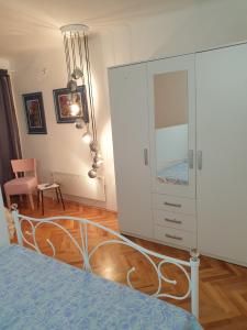 Apartman P-E