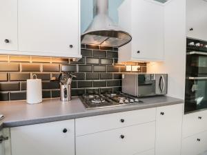 No 2 Waterloo Street