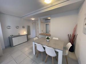 Apartamento VenAVera Playa Altos de Nuevo Vera I4-0A Bajo Primera Linea WIFI