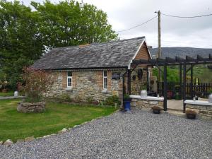 The Crossing Retreat, Barn, R95TH5C