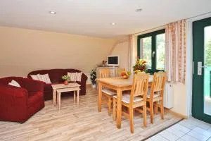 Küstenhof am Kap Arkona - Ferienwohnung "Sonnenuntergang" - Mattchow