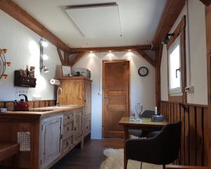 Living Legends - Tiny House auf den Wiesen der Edermühle