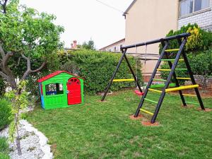 Villa Margerita with private pool, yard and parking