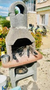 Maisons de vacances MAISON AXALY SAINT MARTIN D’ARDECHE 12 PERSONNES AVEC PISCINE : photos des chambres