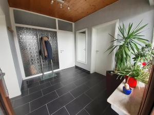 Ferienwohnung Terrasse Parkplatz WallBox Nürburgring