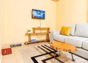 Repose Stay - Karen, 2 Bedroom, WiFi,Parking, CCTV - Ngong