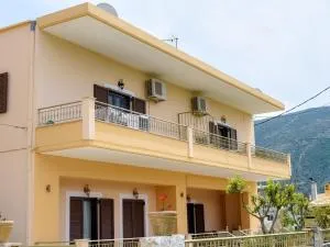 Tagkas Apartments - Vrýsi