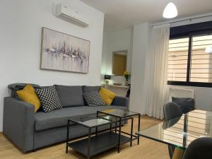Quiet Apartment in the Heart of Malaga POOL & FREE PARKING