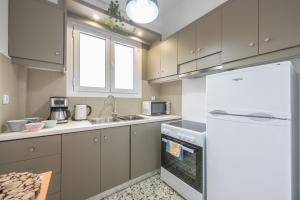 Supreme Suite with balcony by Cloudkeys