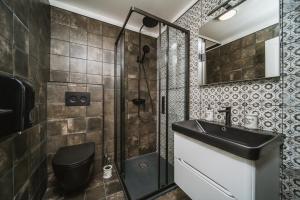 Ponte Porton Dining & lodging 