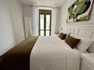 1D Brand new apartment Downtown Sevilla, Azofaifo street