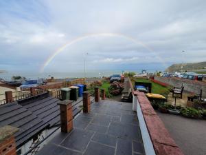 Sea side flat 3 with fast WiFi and free PARKING