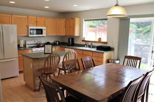 Hood River Family Vacation Home