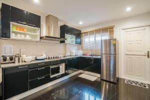 Olivia Beach Sea and Sky Pool Villa Huahin