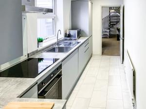 The Vines - Stunning Period Home - Free Parking - Central