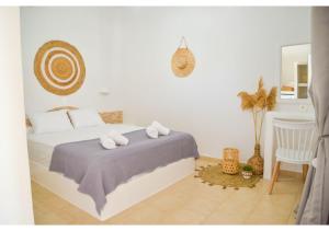 Avgerinos Deluxe Rooms