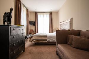 Hotels Domaine d'Auriac - Relais & Chateaux : Grande Chambre Double Supérieure 