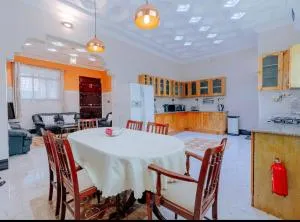 Kiuzini Lodge - Mazizini