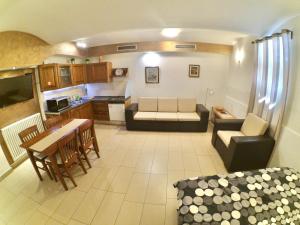 Carla Studio Apartment 