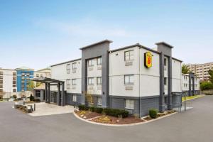 Luxe Hotel Nashville Airport