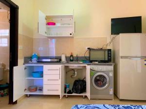 Прекрасная студия в комплексе с бассейном рядом с бесплатным пляжем