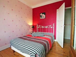 Maisons de vacances Gite Champosoult, 5 pieces, 6 personnes - FR-1-497-27 : photos des chambres