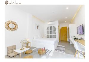 LaDas House Da Nang