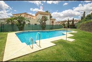 Apartamento familiar con JARDIN y TERRAZA Privada