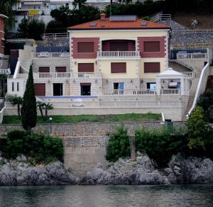 Apartments Villa Isabella 