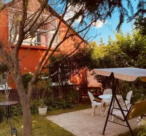 Francia Ház - Bálványos