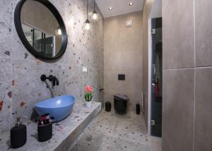 Luxury Villa Eva-Mari with jacuzzi, 50m from the beach