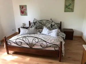 Gemütliches Nest für zwei Personen zum Ausspannen - Vollersode