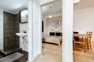 Coastal Apartment 2